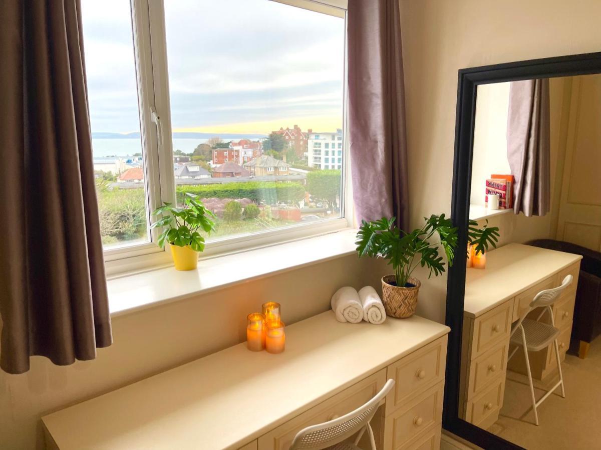 Sea View Family Stay By Beach Gym & Parking Μπόρνμουθ Εξωτερικό φωτογραφία