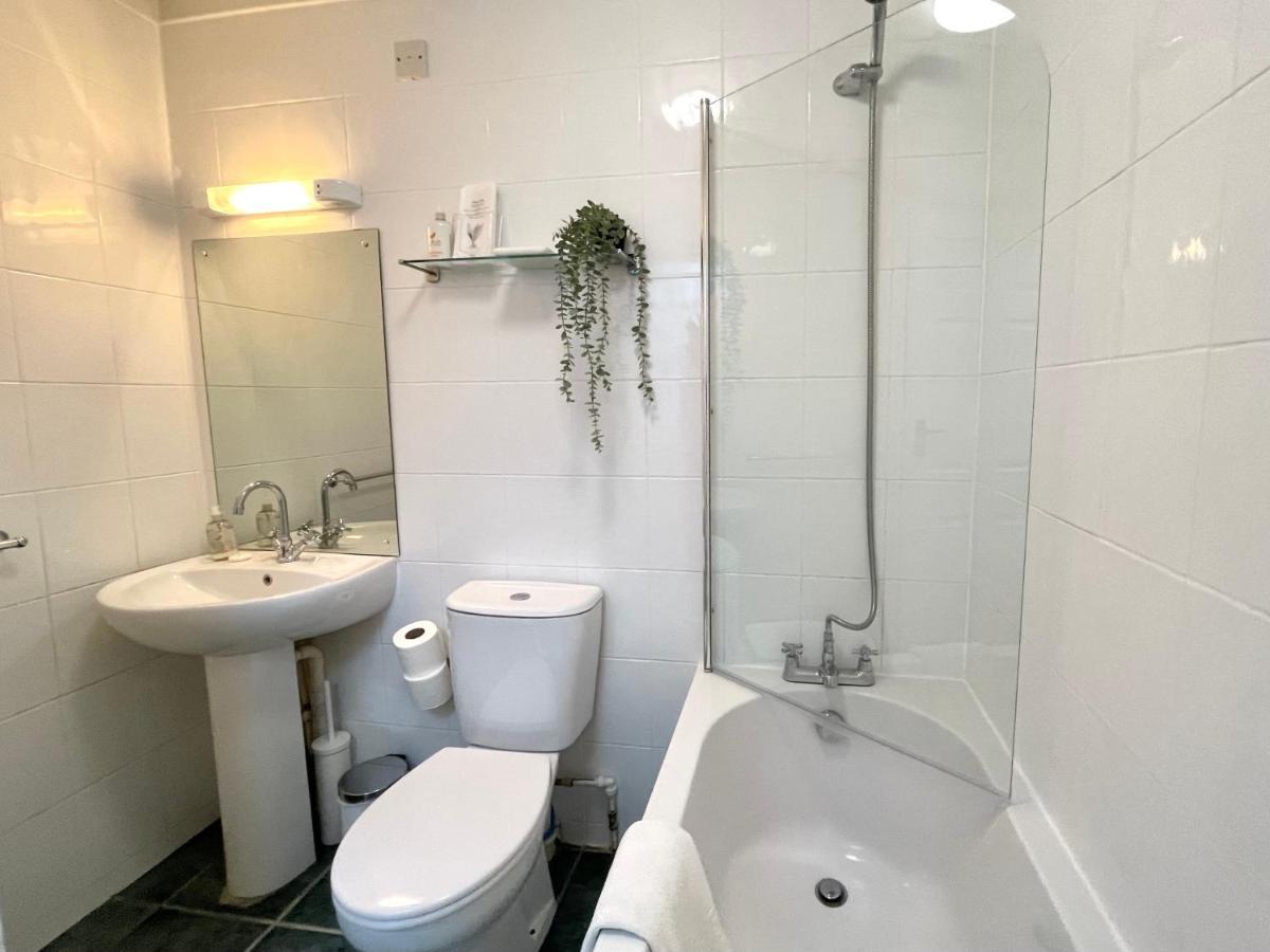 Sea View Family Stay By Beach Gym & Parking Μπόρνμουθ Εξωτερικό φωτογραφία